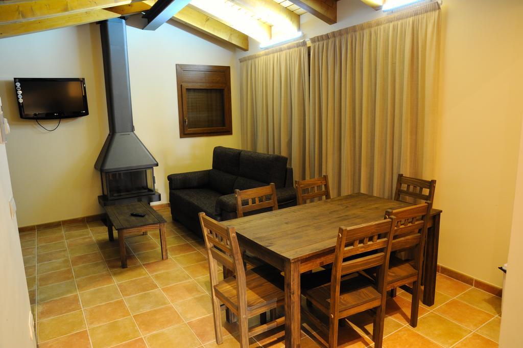 Apartaments Cal Climent Fornols Екстер'єр фото