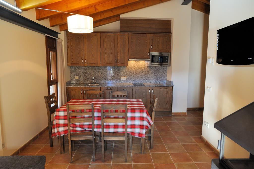 Apartaments Cal Climent Fornols Екстер'єр фото